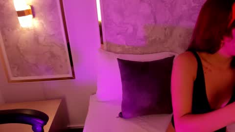 D  online show from 11.20.25