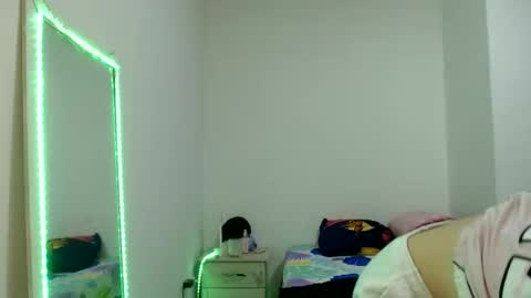 Snapshot of doll_sary chatting on 06.04.26 Catherine XXX online show from 06.04.26