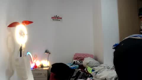 Snapshot of doll_sary chatting on 06.19.26 Catherine XXX online show from 06.19.26