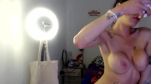 Snapshot of doll_sary chatting on 06.25.26 Catherine XXX online show from 06.25.26