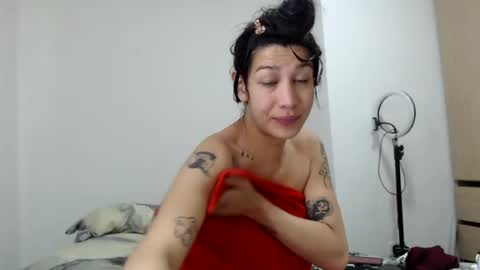 Snapshot of doll_sary chatting on 07.22.26 Catherine XXX online show from 07.22.26