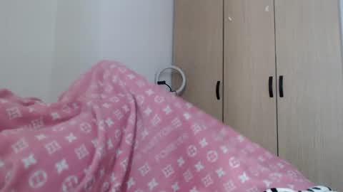 Snapshot of doll_sary chatting on 07.26.26 Catherine XXX online show from 07.26.26
