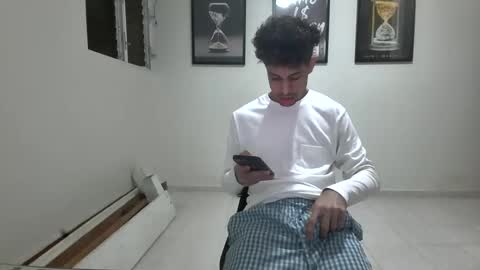 DollarHot30 online show from 01.05.25