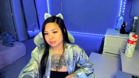 DOLLLFACE online show from 09.15.25