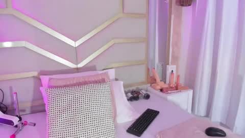 Dollsweety online show from 10.01.25