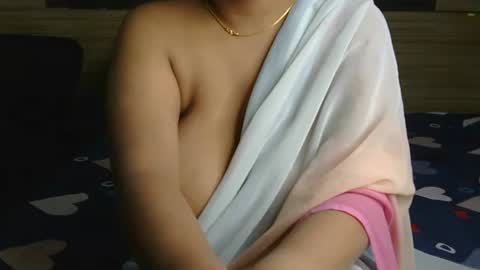 dolly_2 online show from 02.14.25