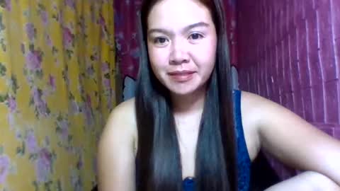 Snapshot of dolly_jane34 chatting on 10.05.25 dolly_jane34 online show from 10.05.25