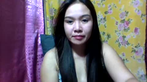Snapshot of dolly_jane34 chatting on 10.28.25 dolly_jane34 online show from 10.28.25