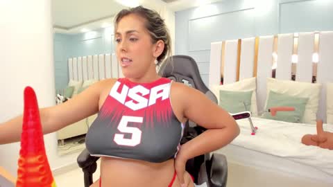 dolly walker online show from 12.30.24