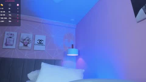 Call me Zoe  online show from 09.13.25