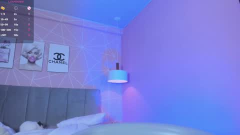 Call me Zoe  online show from 09.27.25