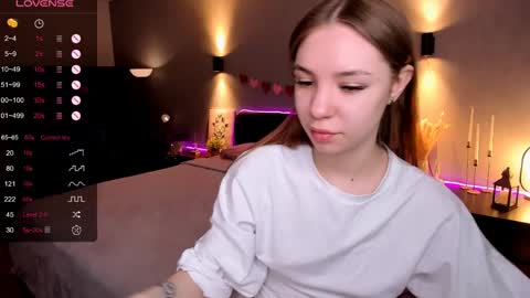 Snapshot of dollypully chatting on 04.24.26 Milli online show from 04.24.26