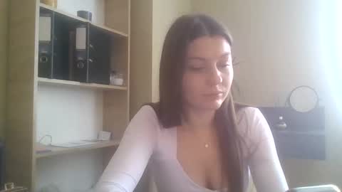 DollyRoma online show from 10.30.25