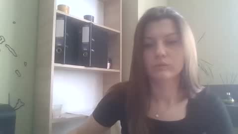 DollyRoma online show from 11.19.25