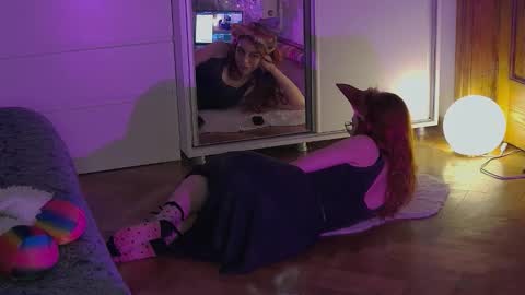 Dolores Sage online show from 02.28.26