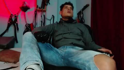 Diego Castell online show from 01.10.26