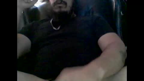 Snapshot of domanarchist chatting on 01.05.25 Sullyboyx online show from 01.05.25
