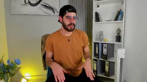 Snapshot of domboy_ chatting on 07.12.26 domboy online show from 07.12.26