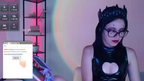 Snapshot of domgiirl chatting on 09.12.25 Mistress online show from 09.12.25