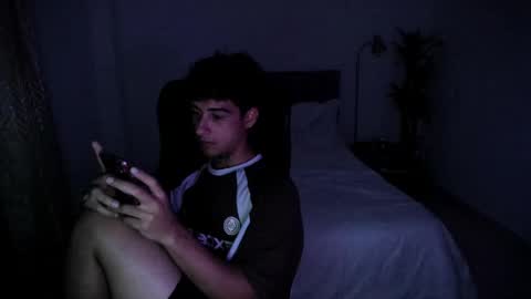 Snapshot of domi_master chatting on 03.05.25 MASTER online show from 03.05.25