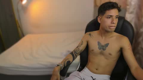 Snapshot of domi_master chatting on 09.15.25 MASTER online show from 09.15.25