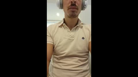 Snapshot of dominance chatting on 10.06.25 Master Dominance online show from 10.06.25