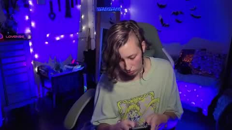 Bigbearnbunnyboy online show from 10.27.25