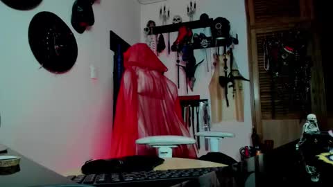 Snapshot of dominatrixblue chatting on 01.09.26 Dom Blue online show from 01.09.26
