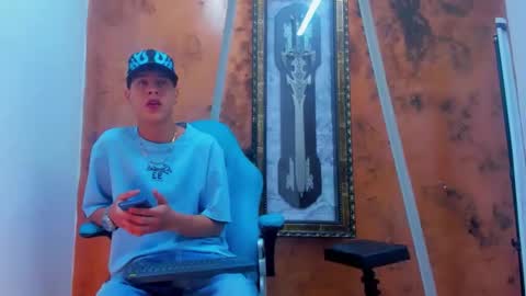 dominic_bigcock19_ online show from 12.22.25