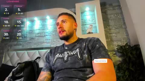 Snapshot of dominic_de_luca chatting on 09.23.25 dominic de luca online show from 09.23.25