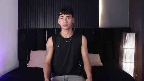 Snapshot of dominic_ghost chatting on 11.14.25 Dominic online show from 11.14.25