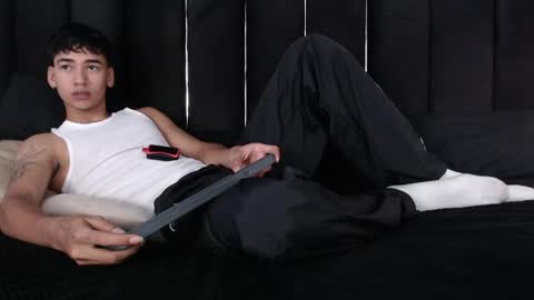 Dominic online show from 04.15.26