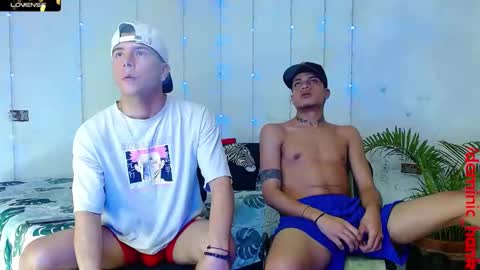 Snapshot of dominic_hanks chatting on 02.24.25 DOMINIC AND ANDREW online show from 02.24.25