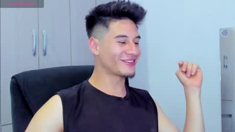 Snapshot of dominic_radccliffe chatting on 06.24.26 Your real love online show from 06.24.26