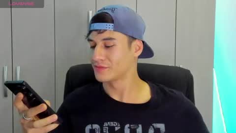 Snapshot of dominic_radccliffe chatting on 07.15.26 Your real love online show from 07.15.26