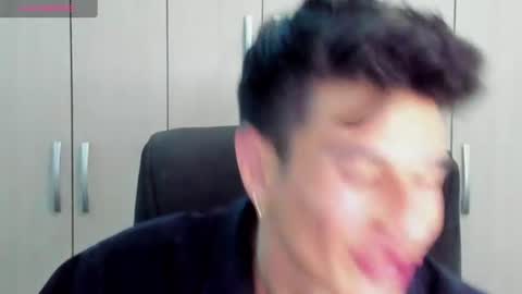 Snapshot of dominic_radccliffe chatting on 07.16.26 Your real love online show from 07.16.26
