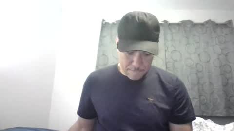 Snapshot of dominicanorico chatting on 12.28.24 luis online show from 12.28.24