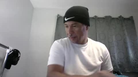 Snapshot of dominicanorico chatting on 09.28.25 luis online show from 09.28.25