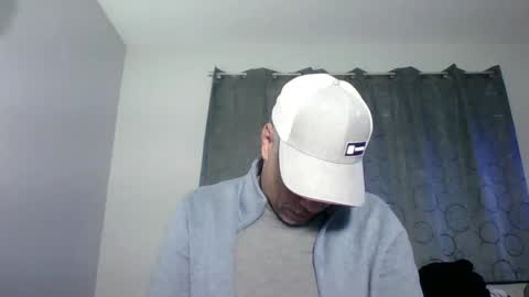 Snapshot of dominicanorico chatting on 11.06.25 luis online show from 11.06.25