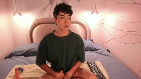 Snapshot of dominicjay_ chatting on 06.23.26 DOMINIC online show from 06.23.26