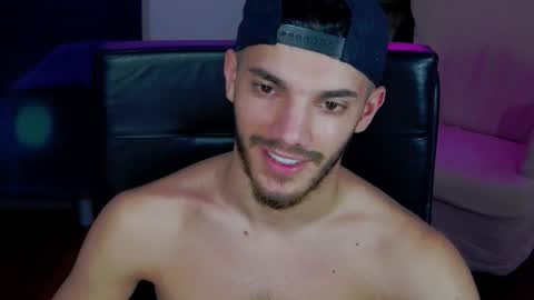 Snapshot of dominicvalente chatting on 11.12.25 dominicvalente online show from 11.12.25