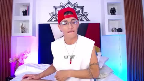 Dominik online show from 04.14.26