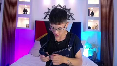 Dominik online show from 04.20.26