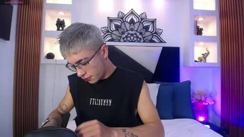 Dominik online show from 04.28.26