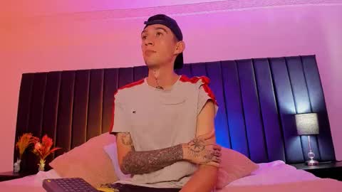dominik_thompson777 online show from 10.05.25