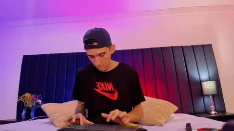 dominik_thompson777 online show from 10.07.25