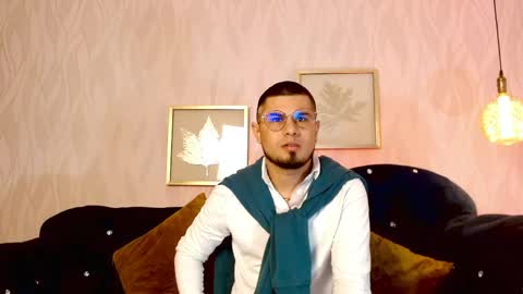 Snapshot of dominikvega chatting on 05.30.26 Dominik online show from 05.30.26