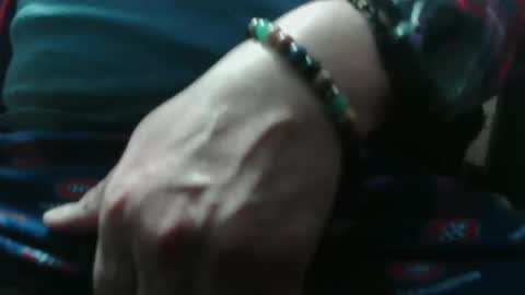 Dominique online show from 02.05.25