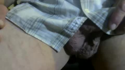 Snapshot of dommydata chatting on 09.30.25 El Senor de Cielos online show from 09.30.25