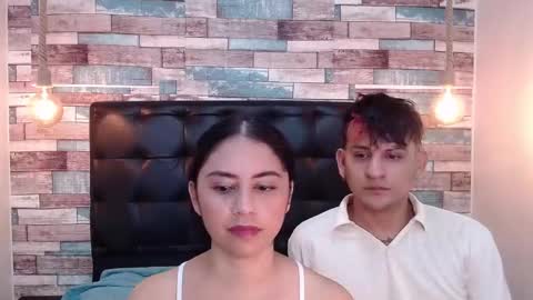 DONA Y CARL online show from 12.05.25